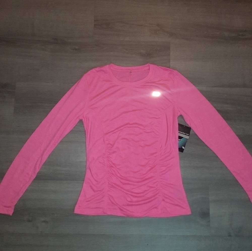 NWT Marika Tek Lightweight Athletic Long Sleeve